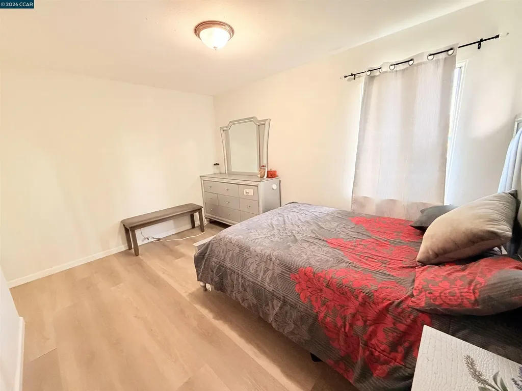238 Fitzpatrick Road Oakland CA 94603