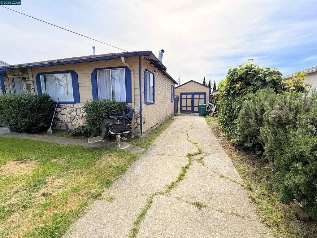 238 Fitzpatrick Road Oakland CA 94603