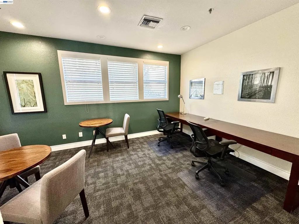 6400 Christie Avenue Emeryville CA 94608