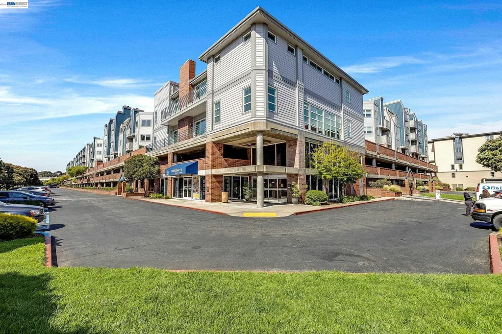 6400 Christie Avenue Emeryville CA 94608