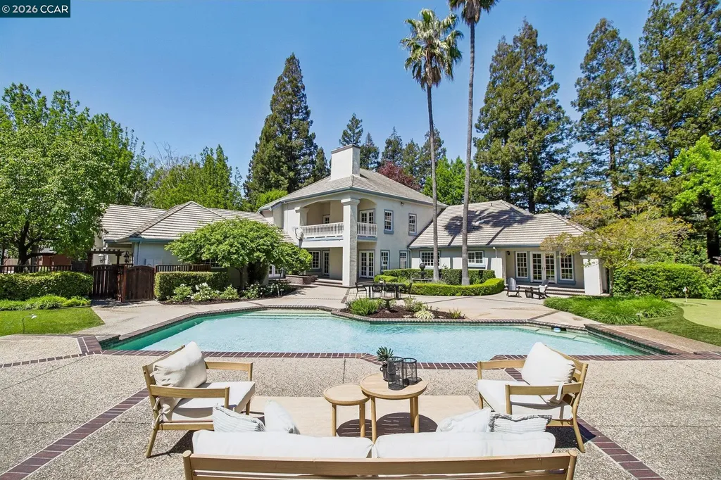 31 Tierra Verde Court Walnut Creek CA 94598