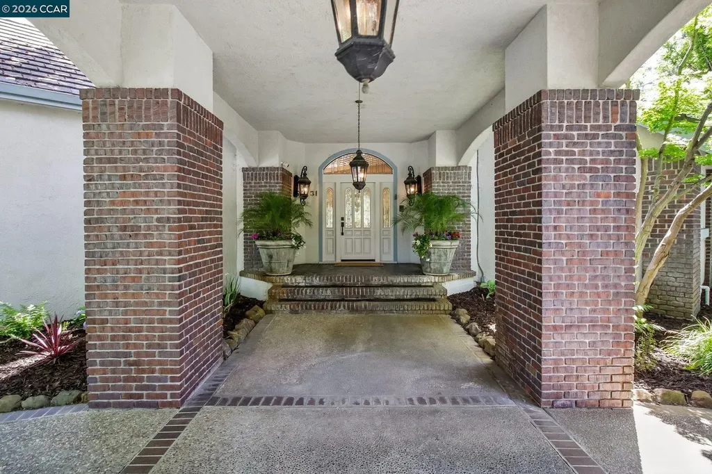 31 Tierra Verde Court Walnut Creek CA 94598