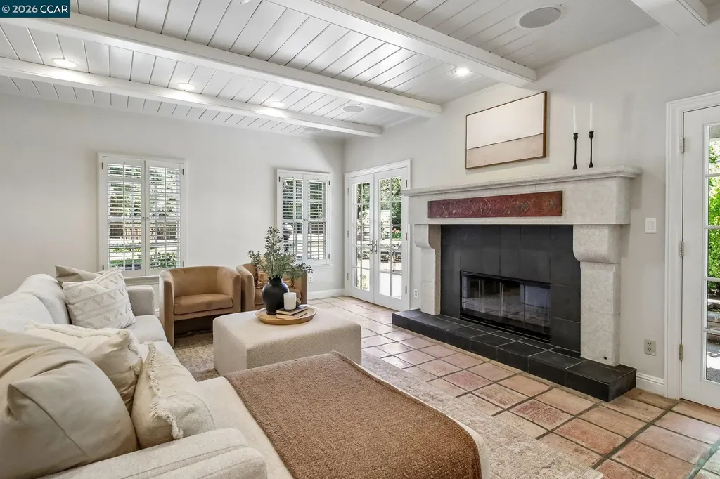 31 Tierra Verde Court Walnut Creek CA 94598