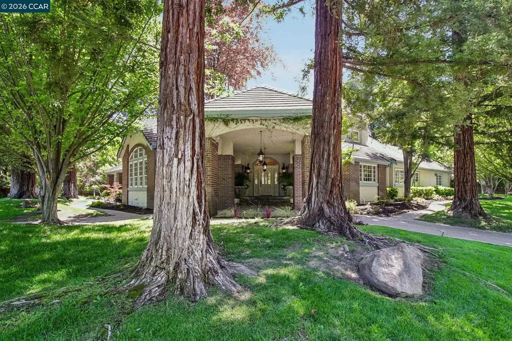 31 Tierra Verde Court Walnut Creek CA 94598