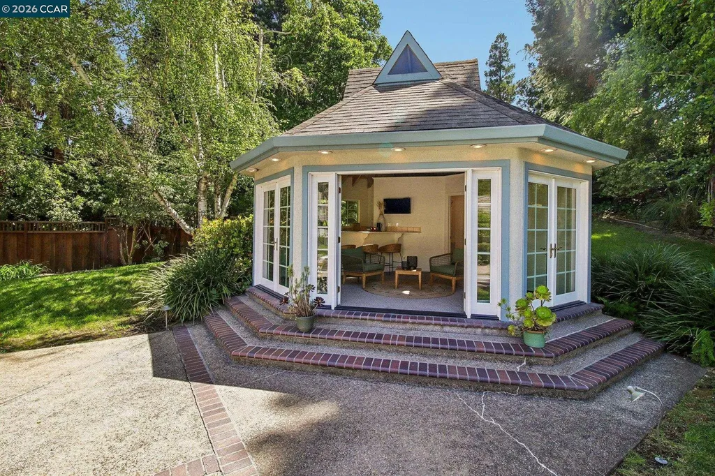 31 Tierra Verde Court Walnut Creek CA 94598