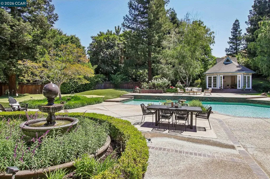 31 Tierra Verde Court Walnut Creek CA 94598