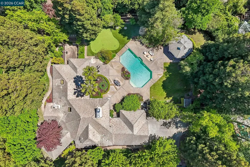 31 Tierra Verde Court Walnut Creek CA 94598