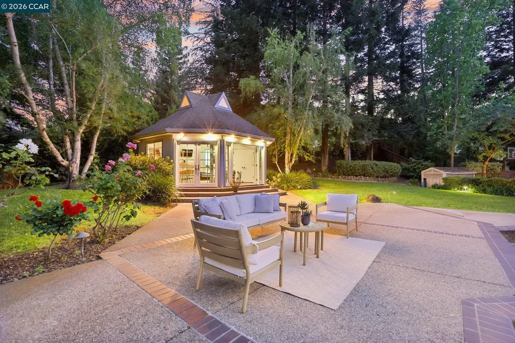 31 Tierra Verde Court Walnut Creek CA 94598