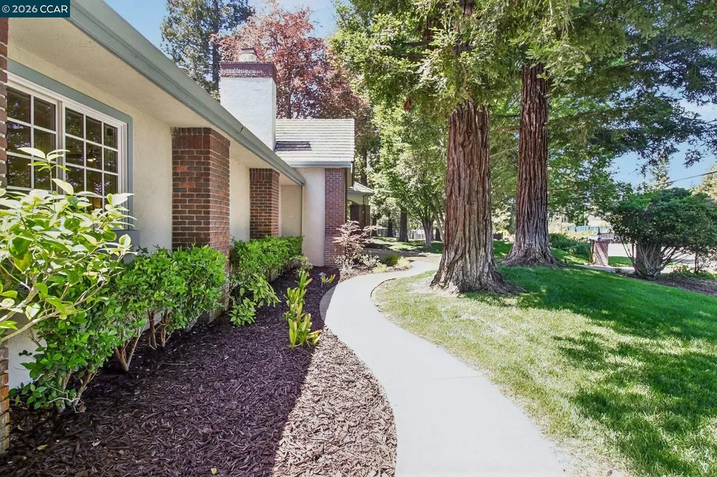 31 Tierra Verde Court Walnut Creek CA 94598