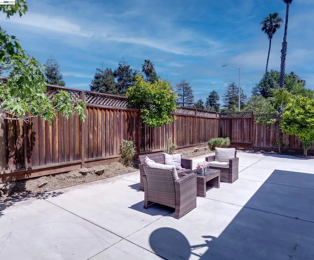40130 Santa Teresa Common Fremont CA 94539