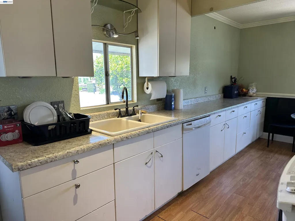 1150 Winton Avenue Hayward CA 94545