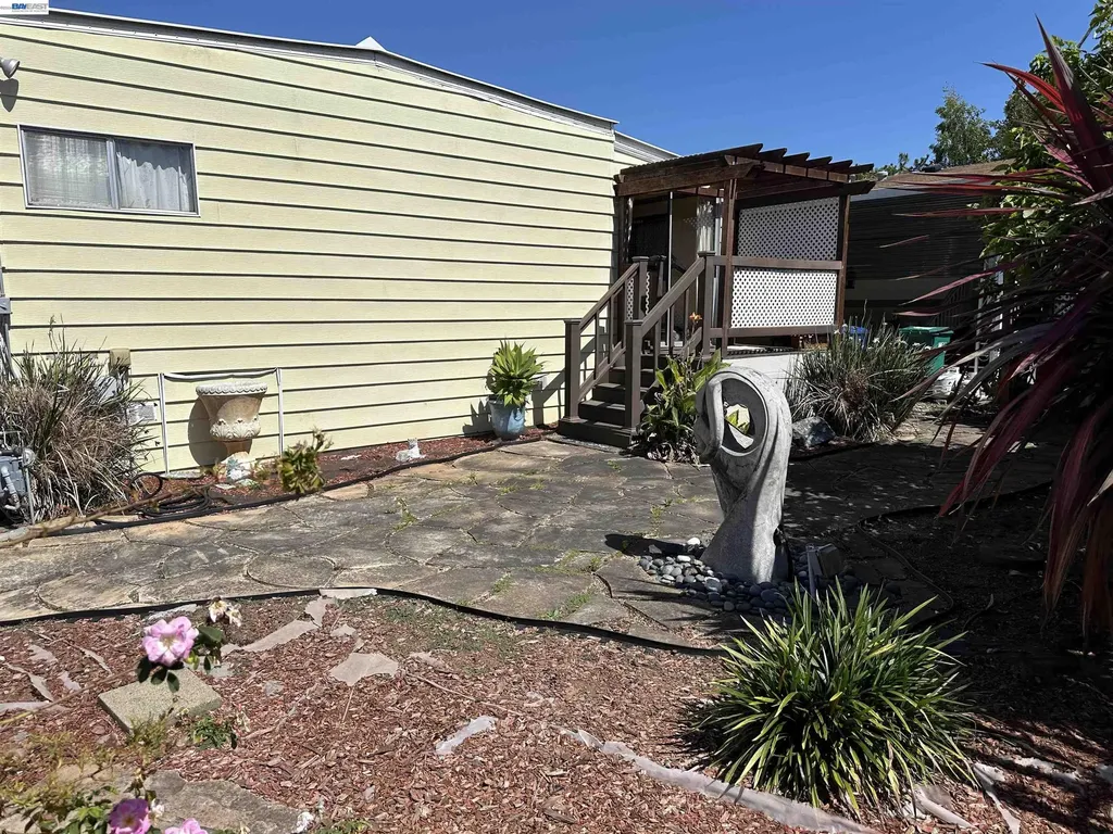 1150 Winton Avenue Hayward CA 94545