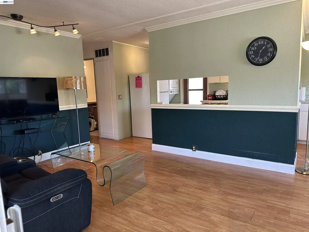 1150 Winton Avenue Hayward CA 94545