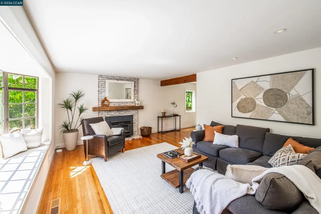 3348 Walnut Lane Lafayette CA 94549