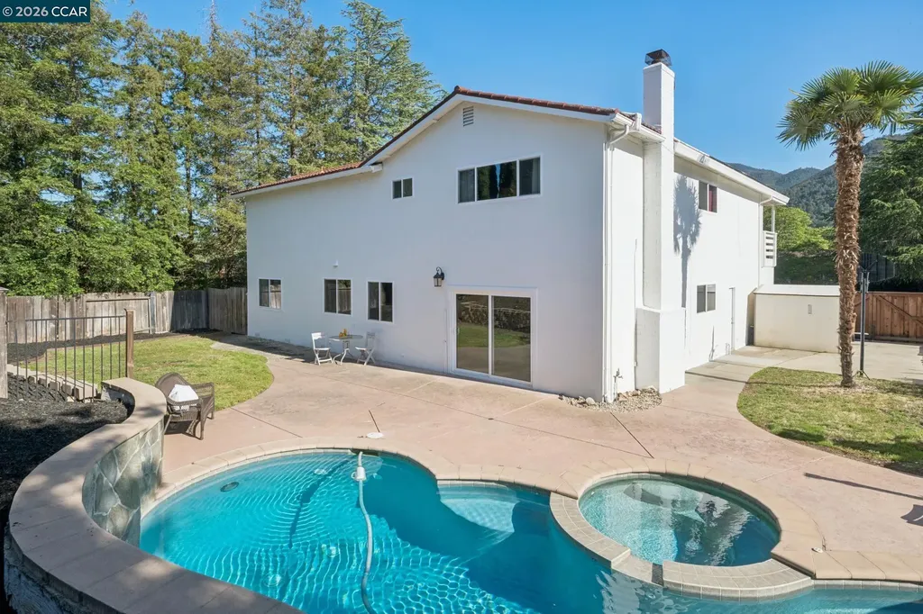 510 Mount Dell Drive Clayton CA 94517