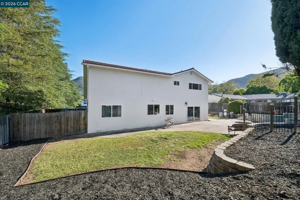 510 Mount Dell Drive Clayton CA 94517