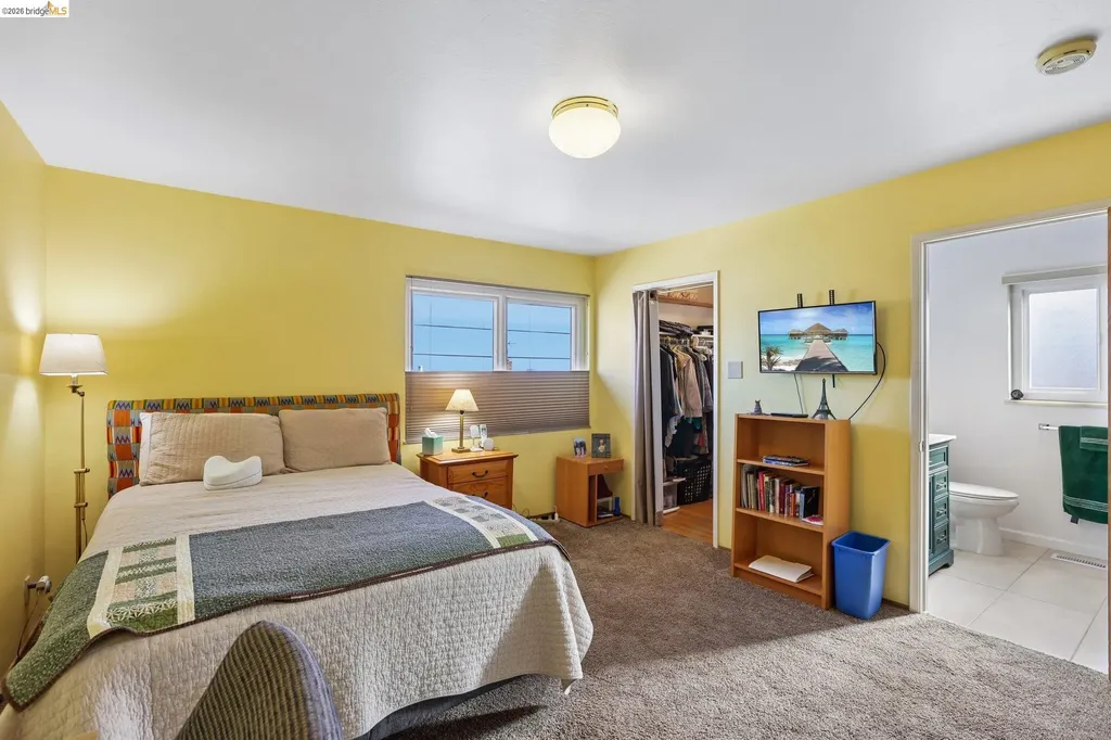 85 Edgemont Way Oakland CA 94605