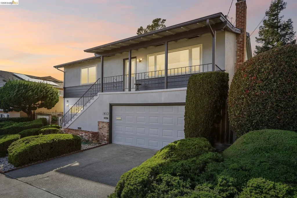 85 Edgemont Way Oakland CA 94605