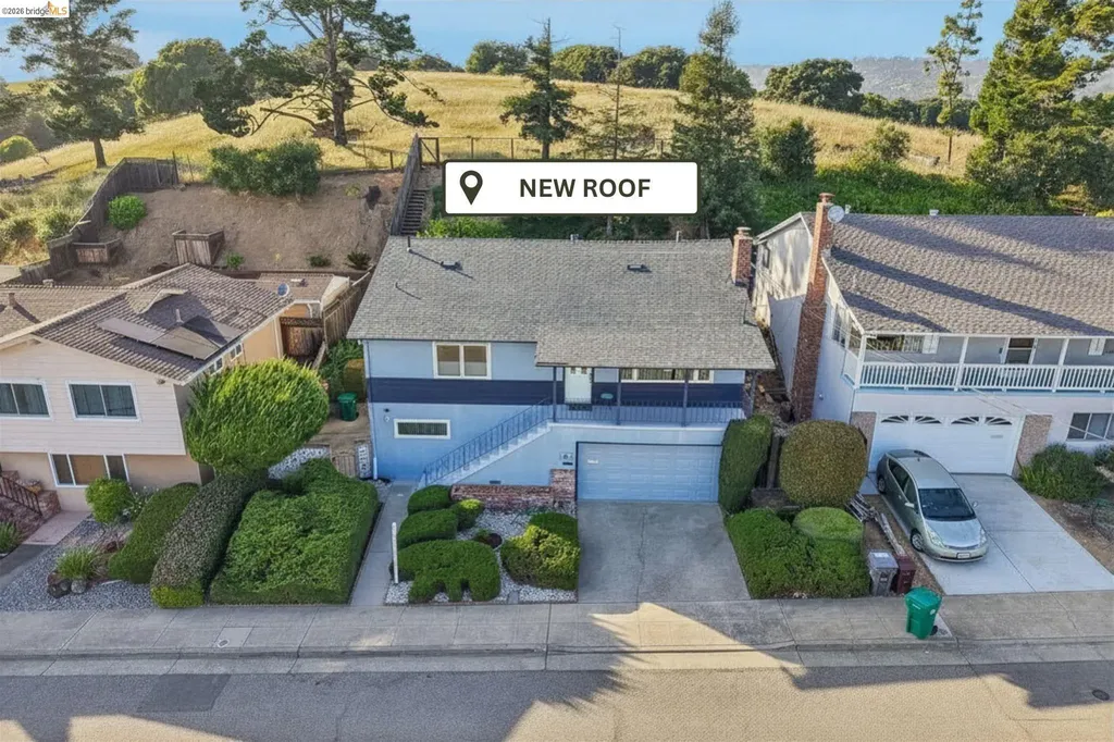 85 Edgemont Way Oakland CA 94605
