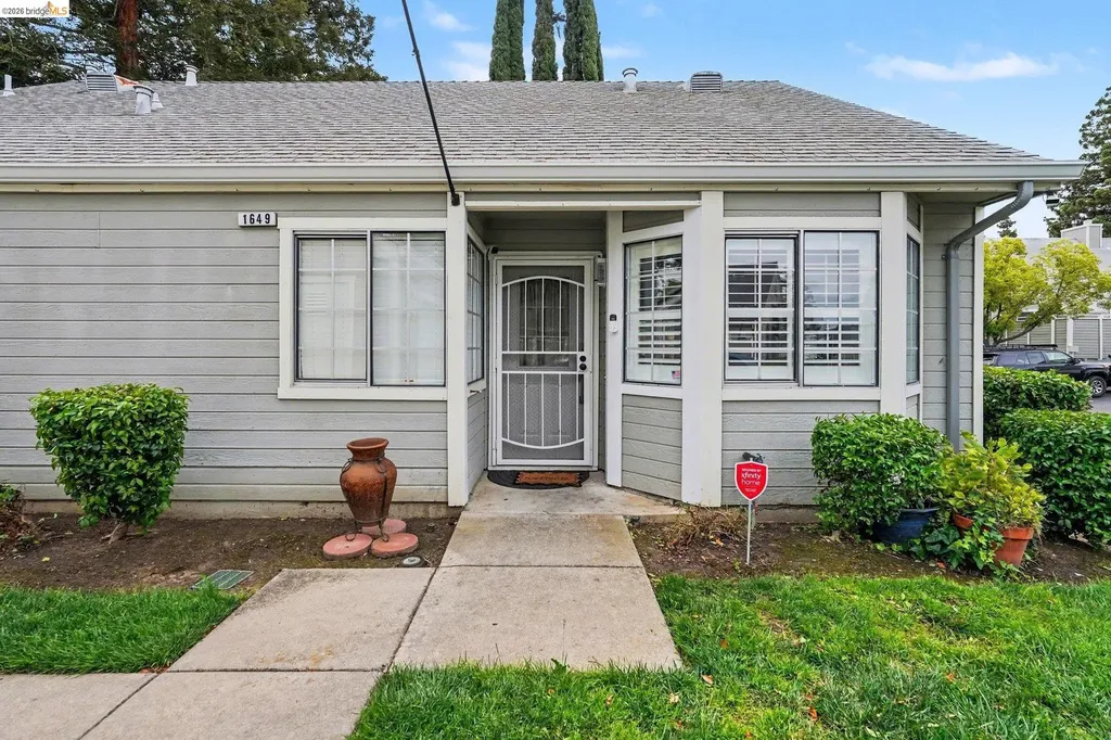 1649 Somerset Place Antioch CA 94509