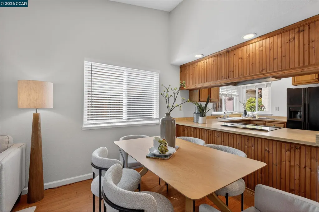 1040 Village Oaks Martinez CA 94553