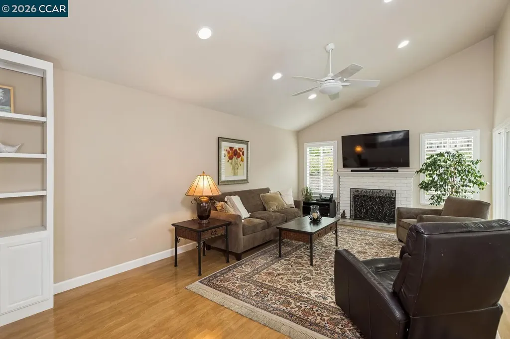 1225 Worchester Court Walnut Creek CA 94596