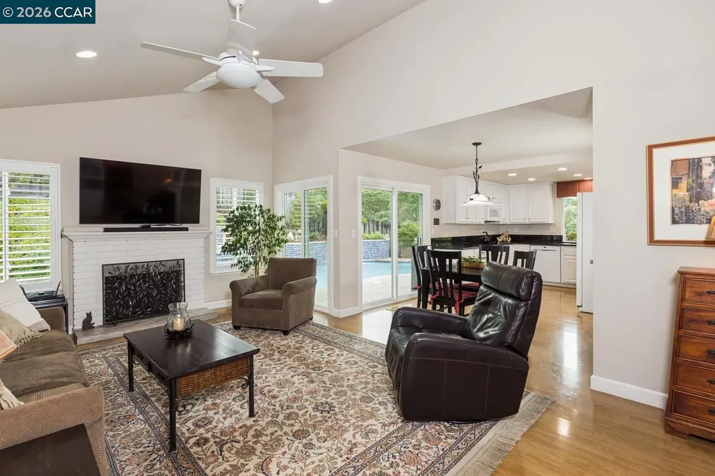 1225 Worchester Court Walnut Creek CA 94596
