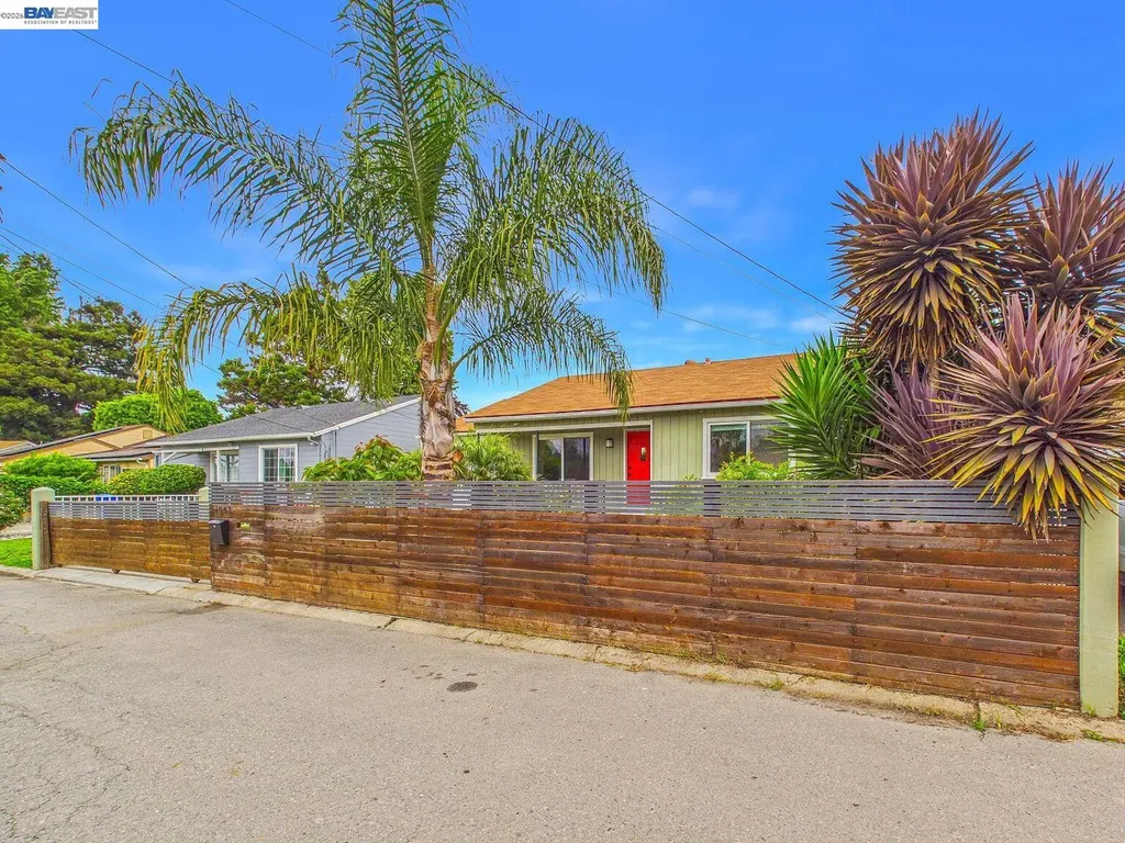 1943 Regello Court San Pablo CA 94806