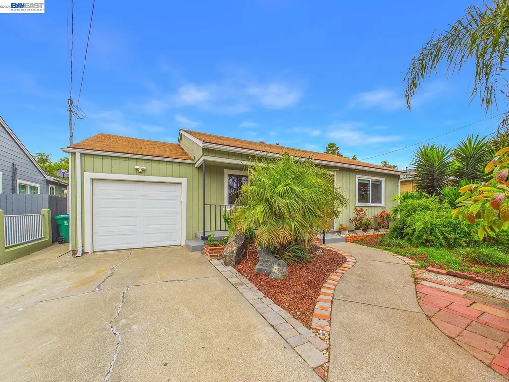 1943 Regello Court San Pablo CA 94806