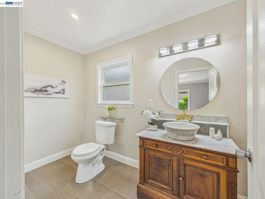 1943 Regello Court San Pablo CA 94806