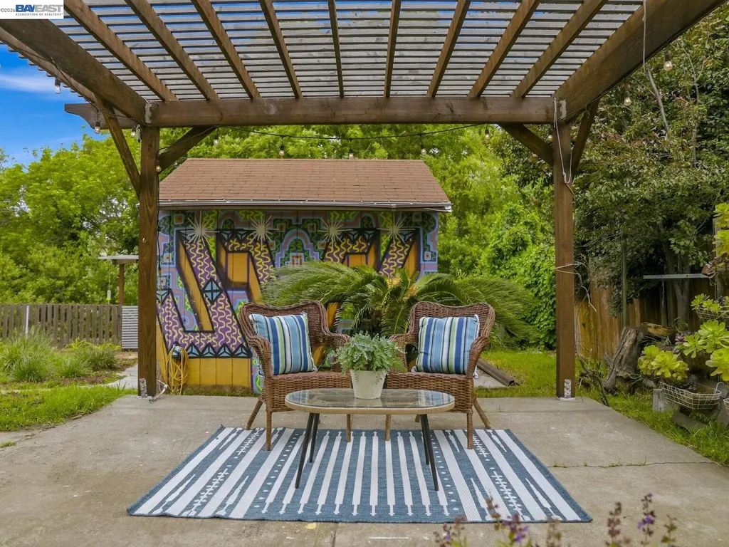 1943 Regello Court San Pablo CA 94806