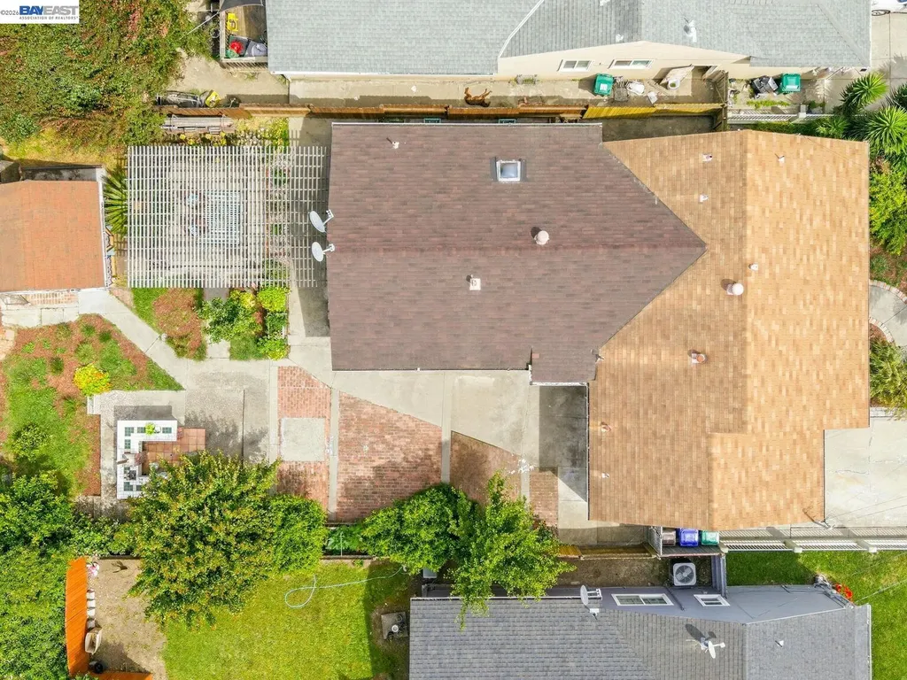 1943 Regello Court San Pablo CA 94806