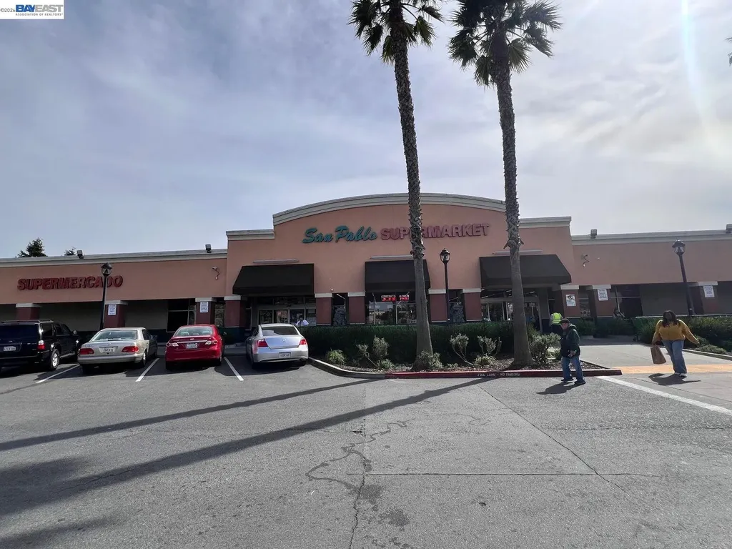 1943 Regello Court San Pablo CA 94806