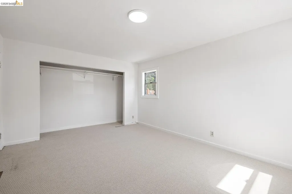 3986 Delmont Avenue Oakland CA 94605