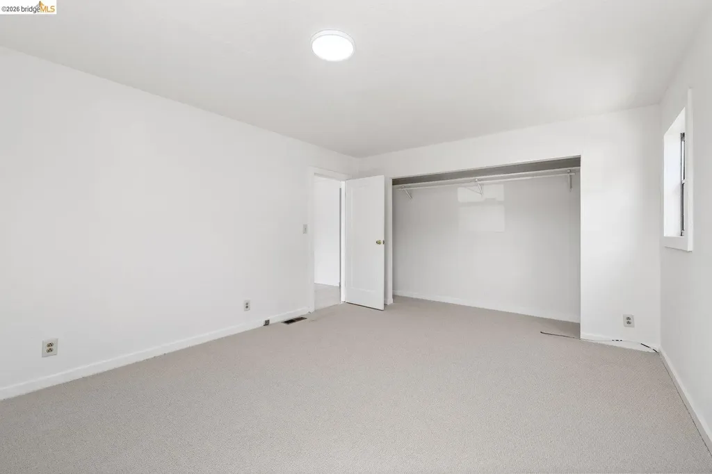 3986 Delmont Avenue Oakland CA 94605