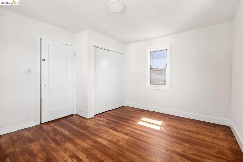 3986 Delmont Avenue Oakland CA 94605