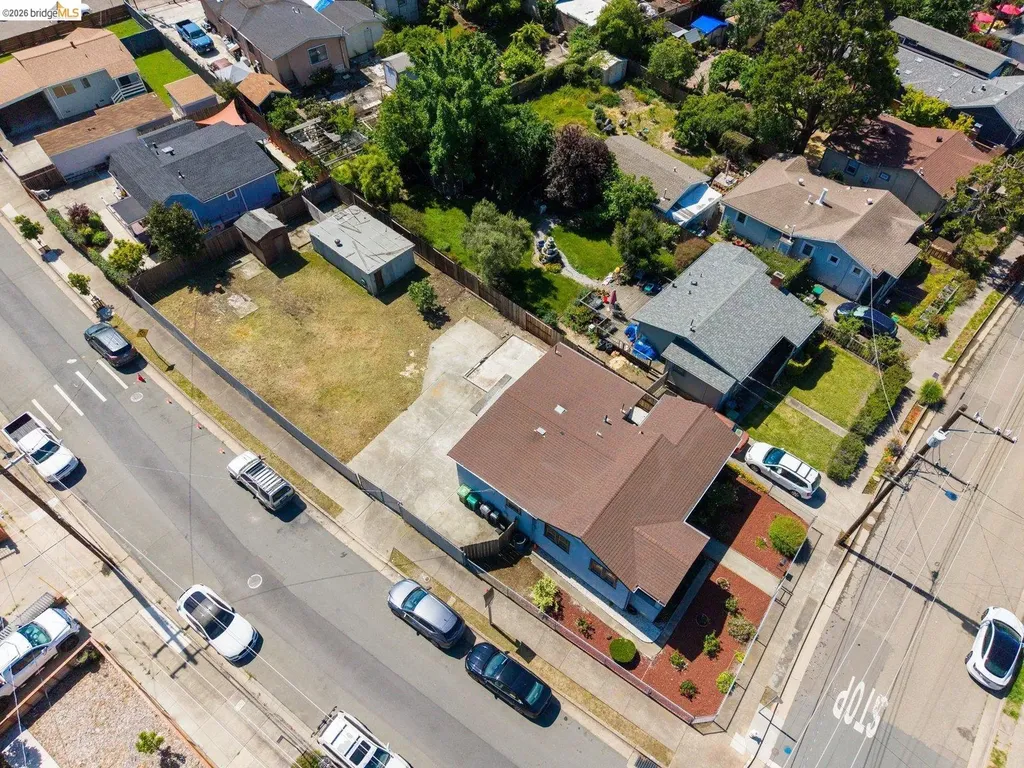3986 Delmont Avenue Oakland CA 94605