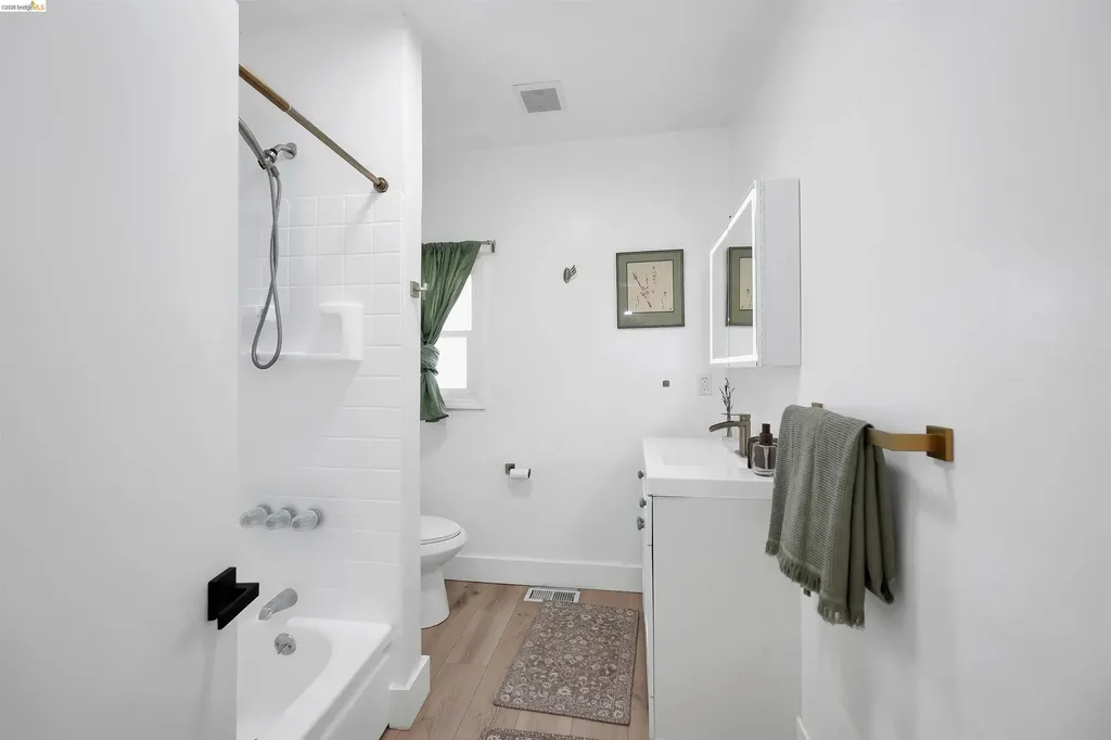 1816 39th Avenue Oakland CA 94601