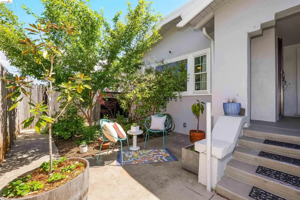 1816 39th Avenue Oakland CA 94601