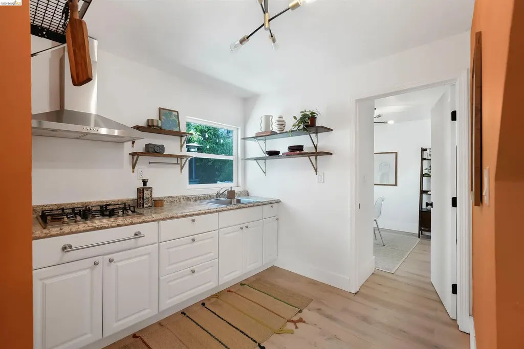1816 39th Avenue Oakland CA 94601
