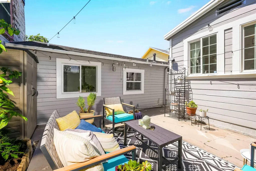1816 39th Avenue Oakland CA 94601