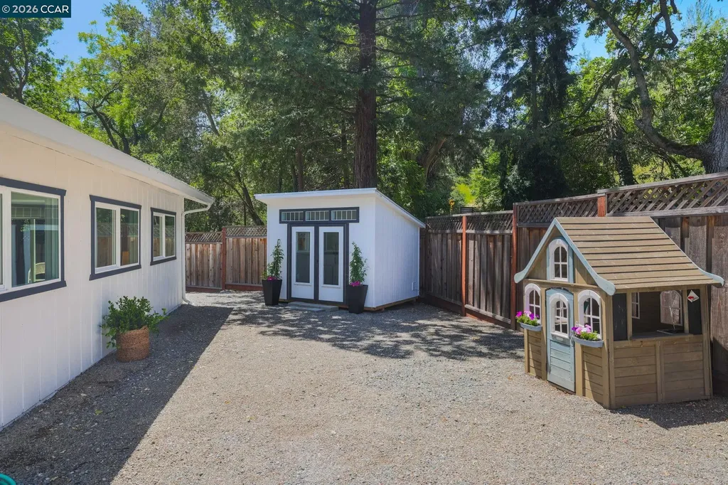 612 St Marys Road Lafayette CA 94549