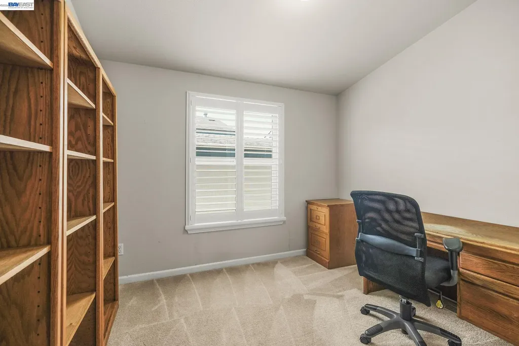 3263 Vineyard Ave., #16 Pleasanton CA 94566