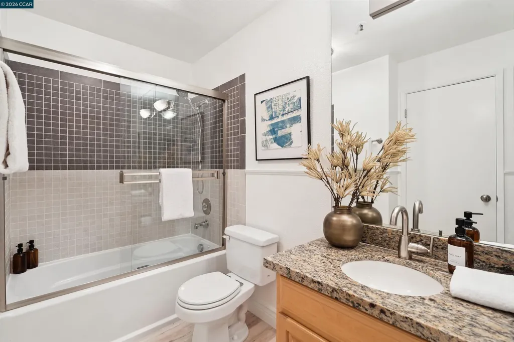 2530 Oak Road Walnut Creek CA 94597