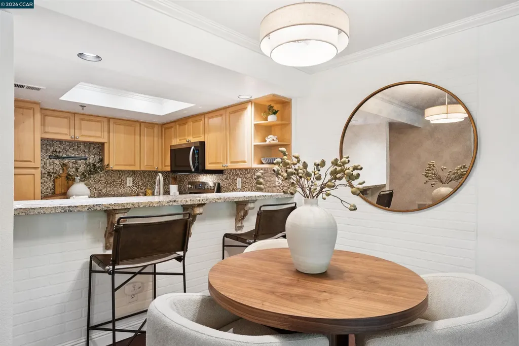 2530 Oak Road Walnut Creek CA 94597