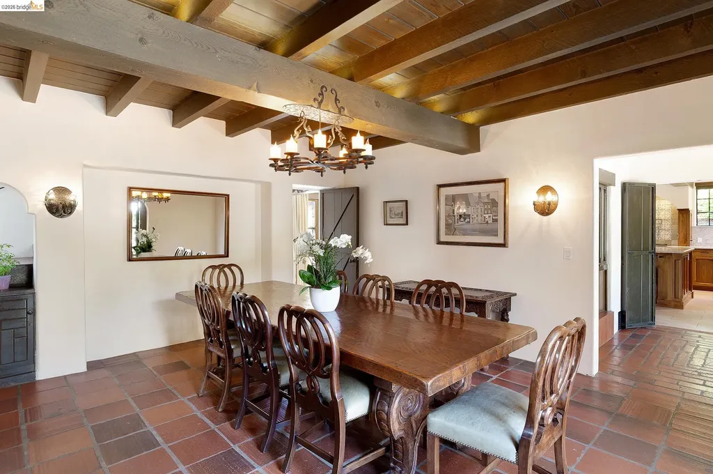 17 Roble Court Berkeley CA 94705