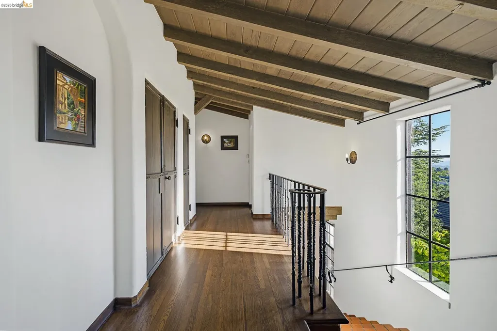 17 Roble Court Berkeley CA 94705