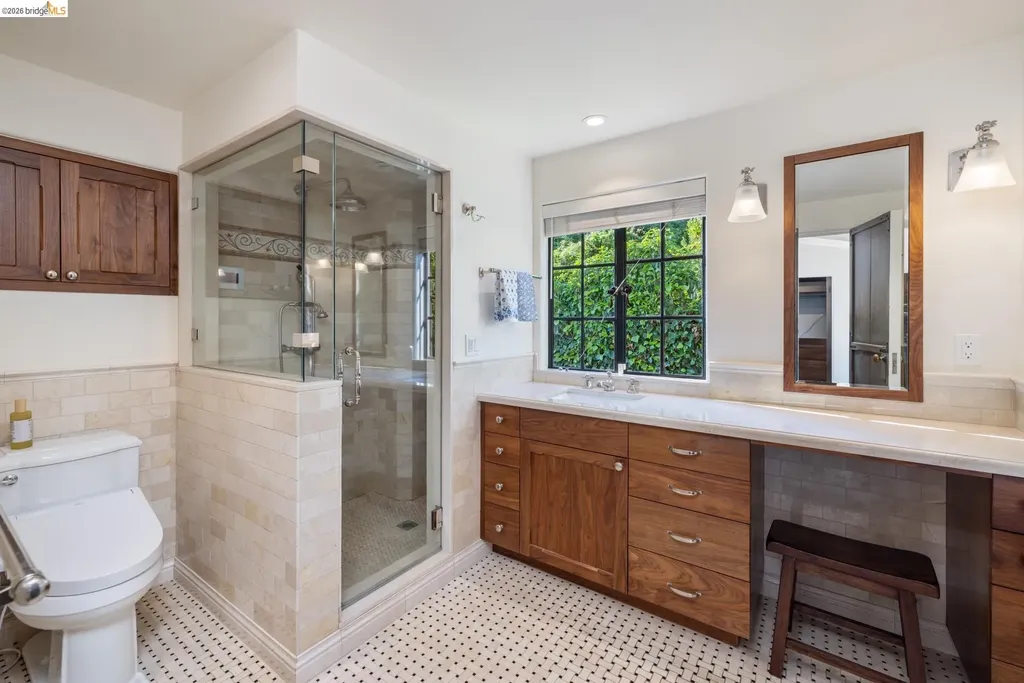 17 Roble Court Berkeley CA 94705