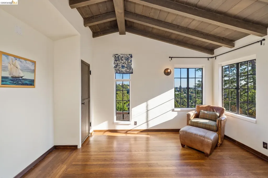 17 Roble Court Berkeley CA 94705