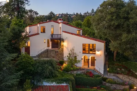 17 Roble Court Berkeley CA 94705